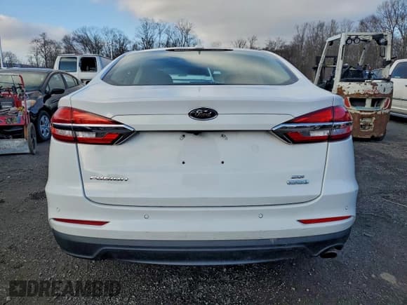 ✅ 2020 Ford Fusion SE • VIN: 3FA6P0HD5LR172547 • Lot: 94767365. Listed on Copart with 114,224 mi. Free auction sales archive from the USA and detailed vehicle history report at DreamBid. Image 6.