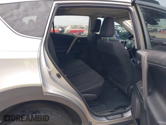 ✅ 2018 Toyota RAV4 XLE • VIN: 2T3RFREV6JW818232 • Lot: 42438512. Listed on IAAI with 97,882 mi. Free auction sales archive from the USA and detailed vehicle history report at DreamBid. Image 8.