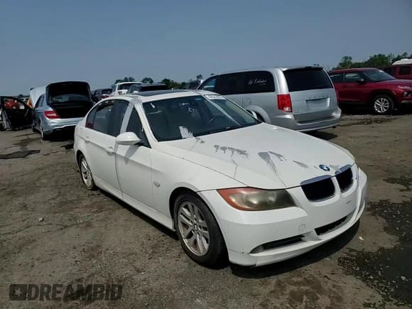 ✅ 2007 BMW 3 Series 328i • VIN: WBAVA33587PV63534 • Lot: 60563035. Listed on Copart with 247,210 mi. Free auction sales archive from the USA and detailed vehicle history report at DreamBid. Image 13.