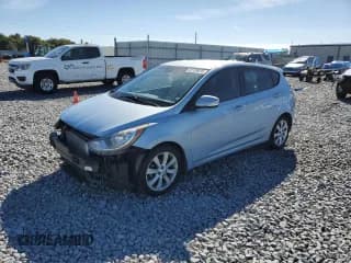 ✅ 2013 Hyundai Accent SE • VIN: KMHCU5AE5DU079541 • Лот: 92169835. Опубликован ранее на Copart с пробегом 134 252 миль. Бесплатный доступ к архиву аукционных продаж из США и подробный отчёт об истории автомобиля на DreamBid. Изображение 1.
