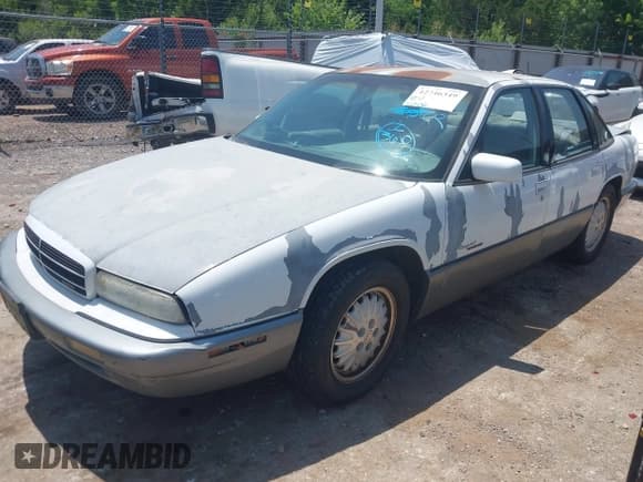 ✅ 1995 Buick Regal • VIN: 2G4WF52L8S1447868 • Lot: 42746349. Listed on IAAI with 207,432 mi. Free auction sales archive from the USA and detailed vehicle history report at DreamBid. Image 2.