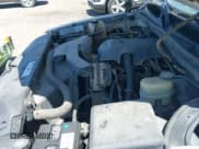 ✅ 2001 GMC Yukon SLT • VIN: 1GKEK13TX1R218315 • Lot: 42448454. Wystawiony na IAAI z przebiegiem 290 859 mil. Bezpłatny archiwum sprzedaży aukcyjnych z USA i szczegółowy raport historii pojazdu na DreamBid. Zdjęcie 13.