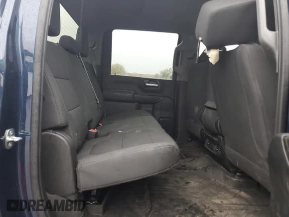 ✅ 2021 Chevrolet Silverado 2500HD Custom • VIN: 1GC4YME75MF234399 • Лот: 85123915. Опубликован ранее на Copart с пробегом Не указан. Бесплатный доступ к архиву аукционных продаж из США и подробный отчёт об истории автомобиля на DreamBid. Изображение 10.