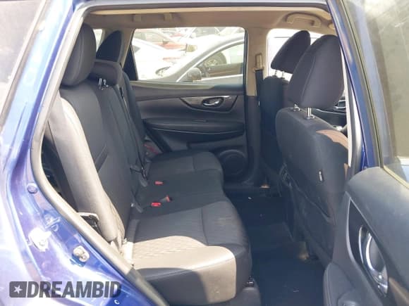 ✅ 2019 Nissan Rogue S • VIN: KNMAT2MV6KP512644 • Lot: 42577680. Wystawiony na IAAI z przebiegiem 150 991 mil. Bezpłatny archiwum sprzedaży aukcyjnych z USA i szczegółowy raport historii pojazdu na DreamBid. Zdjęcie 8.