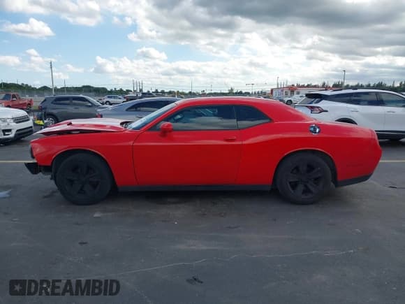 ✅ 2015 Dodge Challenger SXT • VIN: 2C3CDZAG5FH761598 • Lot: 43520593. Listed on IAAI with 181,541 mi. Free auction sales archive from the USA and detailed vehicle history report at DreamBid. Image 15.