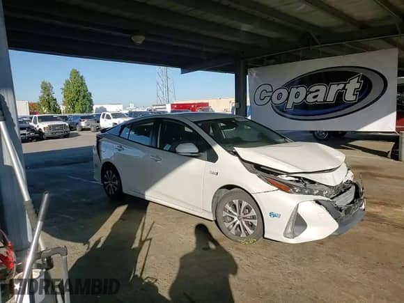 2021 Toyota Prius LE with VIN JTDKAMFP9M3172503, listed as a Copart auction lot 80928425 with 40,048 mi miles and Salvage title. Bid and sale history available at DreamBid. Image 13.