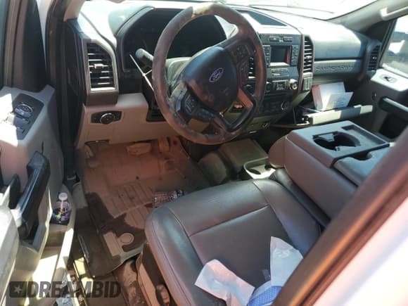 ✅ 2018 Ford F-250 XL • VIN: 1FT7X2A68JEC57260 • Лот: 66415145. Опубликован ранее на Copart с пробегом Не указан. Бесплатный доступ к архиву аукционных продаж из США и подробный отчёт об истории автомобиля на DreamBid. Изображение 8.