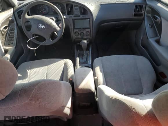 2006 Hyundai Elantra GLS с VIN KMHDN46D26U358878, выставлен на аукционе Copart как лот 74594914 с пробегом 98 140 миль миль и Списание • Salvage title. История ставок и продаж доступна на DreamBid. Изображение 8.