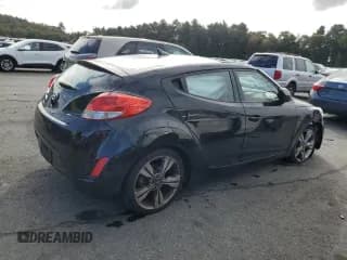 ✅ 2017 Hyundai Veloster • VIN: KMHTC6AD2HU323166 • Lot: 73699284. Wystawiony na Copart z przebiegiem 79 036 mil. Bezpłatny archiwum sprzedaży aukcyjnych z USA i szczegółowy raport historii pojazdu na DreamBid. Zdjęcie 3.