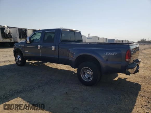 ✅ 2007 Ford F-350 XL • VIN: 1FTWW33PX7EB00266 • Lot: 68312695. Listed on Copart with 116,683 mi. Free auction sales archive from the USA and detailed vehicle history report at DreamBid. Image 2.