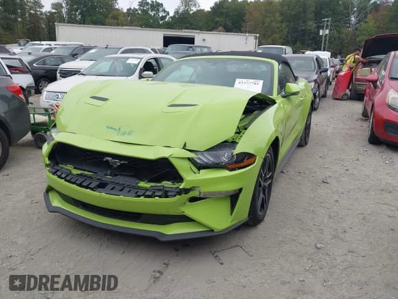 ✅ 2020 Ford Mustang EcoBoost Premium • VIN: 1FATP8UH9L5101347 • Lot: 43377781. Listed on IAAI with 99,545 mi. Free auction sales archive from the USA and detailed vehicle history report at DreamBid. Image 17.