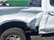 ✅ 2019 Chevrolet Silverado 1500 LT • VIN: 3GCPWCED6KG187883 • Lot: 43069333. Wystawiony na IAAI z przebiegiem 117 948 mil. Bezpłatny archiwum sprzedaży aukcyjnych z USA i szczegółowy raport historii pojazdu na DreamBid. Zdjęcie 18.