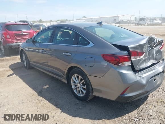 ✅ 2019 Hyundai Sonata SE • VIN: 5NPE24AF6KH820292 • Лот: 43090745. Опубликован ранее на IAAI с пробегом 63 448 миль. Бесплатный доступ к архиву аукционных продаж из США и подробный отчёт об истории автомобиля на DreamBid. Изображение 3.