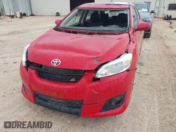 ✅ 2009 Toyota Matrix S • VIN: 2T1KE40EX9C030154 • Lot: 43804234. Wystawiony na IAAI z przebiegiem 196 938 mil. Bezpłatny archiwum sprzedaży aukcyjnych z USA i szczegółowy raport historii pojazdu na DreamBid. Zdjęcie 6.