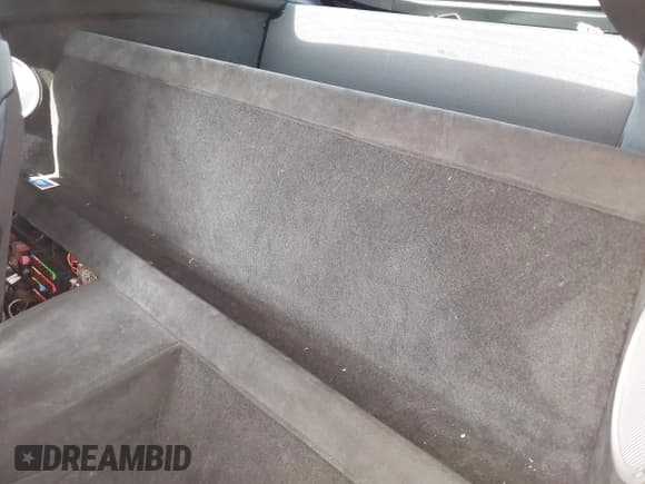 ✅ 2019 Aston Martin Vantage • VIN: SCFSMGAW4KGN01848 • Lot: 42032076. Wystawiony na IAAI z przebiegiem 54 469 mil. Bezpłatny archiwum sprzedaży aukcyjnych z USA i szczegółowy raport historii pojazdu na DreamBid. Zdjęcie 8.