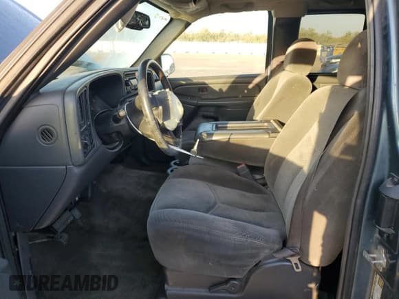 ✅ 2006 Chevrolet Silverado 1500 LT1 • VIN: 2GCEC19V061110951 • Лот: 77707654. Опубликован ранее на Copart с пробегом 194 778 миль. Бесплатный доступ к архиву аукционных продаж из США и подробный отчёт об истории автомобиля на DreamBid. Изображение 7.