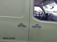 ✅ 2021 Nissan NV Cargo SL • VIN: 1N6AF0KY3MN807284 • Lot: 42470967. Wystawiony na IAAI z przebiegiem Nie podano. Bezpłatny archiwum sprzedaży aukcyjnych z USA i szczegółowy raport historii pojazdu na DreamBid. Zdjęcie 13.