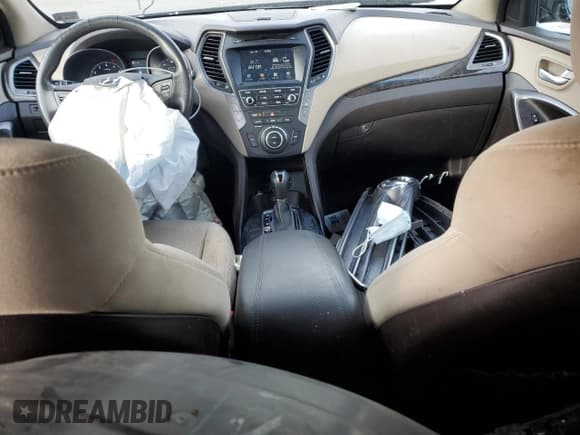 ✅ 2017 Hyundai Santa Fe 2.4L • VIN: 5NMZUDLB9HH043604 • Лот: 78050653. Опубликован ранее на Copart с пробегом 84 031 миль. Бесплатный доступ к архиву аукционных продаж из США и подробный отчёт об истории автомобиля на DreamBid. Изображение 8.