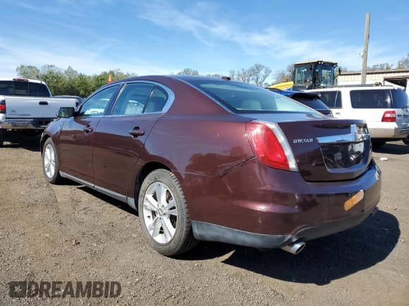 ✅ 2012 Lincoln MKS • VIN: 1LNHL9DR1CG800563 • Lot: 84073825. Listed on Copart with 151,800 mi. Free auction sales archive from the USA and detailed vehicle history report at DreamBid. Image 2.