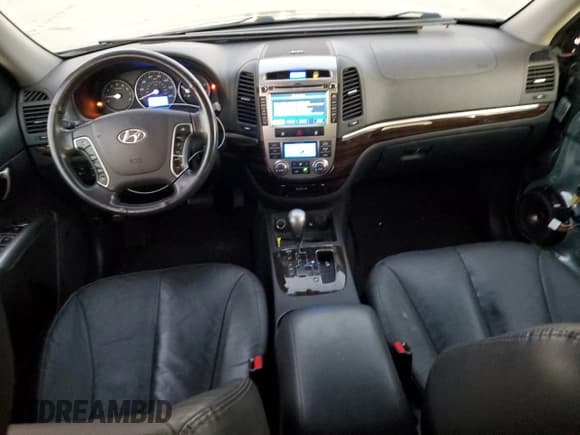 ✅ 2012 Hyundai Santa Fe Limited • VIN: 5XYZK4AGXCG145498 • Lot: 77532524. Wystawiony na Copart z przebiegiem 90 677 mil. Bezpłatny archiwum sprzedaży aukcyjnych z USA i szczegółowy raport historii pojazdu na DreamBid. Zdjęcie 8.