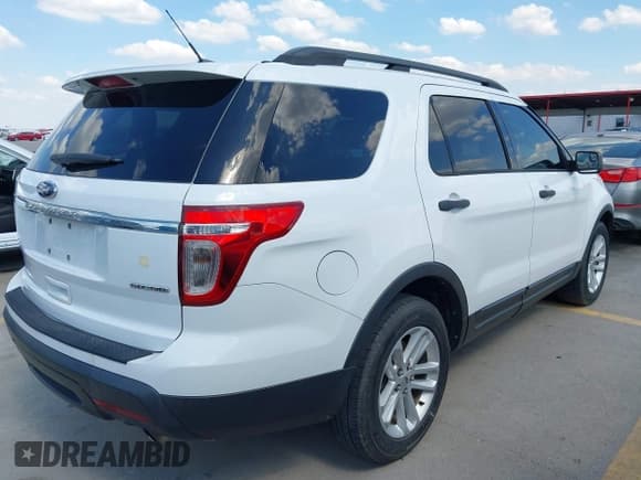 ✅ 2015 Ford Explorer • VIN: 1FM5K7B8XFGB89103 • Лот: 43339522. Опубликован ранее на IAAI с пробегом 141 429 миль. Бесплатный доступ к архиву аукционных продаж из США и подробный отчёт об истории автомобиля на DreamBid. Изображение 4.
