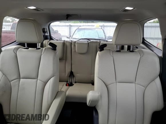 ✅ 2020 Subaru Ascent Limited • VIN: 4S4WMAPD2L3470283 • Lot: 90118605. Listed on Copart with 67,279 mi. Free auction sales archive from the USA and detailed vehicle history report at DreamBid. Image 10.