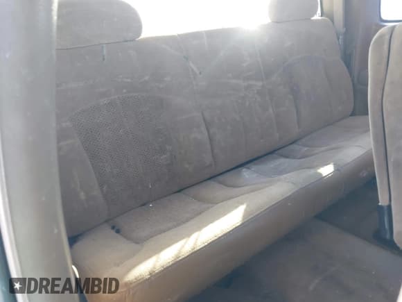 ✅ 2000 Chevrolet Silverado 1500 LS • VIN: 1GCEK19T2YE282868 • Лот: 43589583. Опубликован ранее на IAAI с пробегом 345 685 миль. Бесплатный доступ к архиву аукционных продаж из США и подробный отчёт об истории автомобиля на DreamBid. Изображение 8.