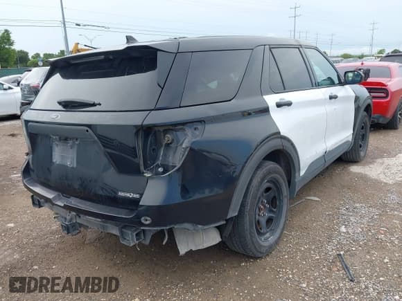 ✅ 2021 Ford Police Interceptor Utility • VIN: 1FM5K8AB5MGB99148 • Лот: 42327951. Опубликован ранее на IAAI с пробегом Не указан. Бесплатный доступ к архиву аукционных продаж из США и подробный отчёт об истории автомобиля на DreamBid. Изображение 4.