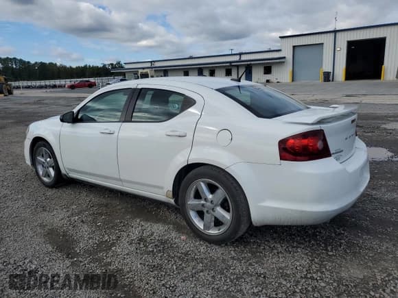 ✅ 2013 Dodge Avenger SE V6 • VIN: 1C3CDZAG6DN769049 • Лот: 82490545. Опубликован ранее на Copart с пробегом 130 194 миль. Бесплатный доступ к архиву аукционных продаж из США и подробный отчёт об истории автомобиля на DreamBid. Изображение 2.