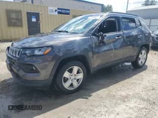 2022 Jeep Compass Latitude с VIN 3C4NJDBB5NT120699, выставлен на аукционе Copart как лот 67917745 с пробегом 66 359 миль миль и Чистый • Clean title. История ставок и продаж доступна на DreamBid. Изображение 1.