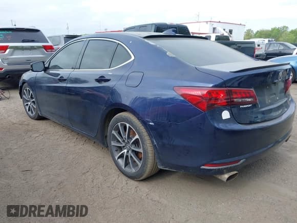 ✅ 2015 Acura TLX Technology • VIN: 19UUB3F55FA007031 • Lot: 42067985. Wystawiony na IAAI z przebiegiem 147 455 mil. Bezpłatny archiwum sprzedaży aukcyjnych z USA i szczegółowy raport historii pojazdu na DreamBid. Zdjęcie 3.