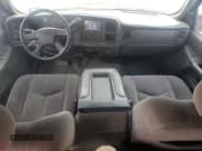 ✅ 2006 Chevrolet Silverado 2500HD LT1 • VIN: 1GCHC23D86F176983 • Лот: 44732465. Опубликован ранее на Copart с пробегом 223 649 миль. Бесплатный доступ к архиву аукционных продаж из США и подробный отчёт об истории автомобиля на DreamBid. Изображение 8.