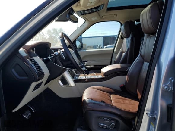 ✅ 2015 Land Rover Range Rover Autobiography • VIN: SALGV3TF1FA204531 • Lot: 50767985. Listed on Copart with 120,112 mi. Free auction sales archive from the USA and detailed vehicle history report at DreamBid. Image 7.