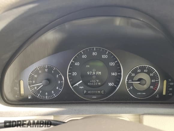 ✅ 2008 Mercedes-Benz CLK 350 • VIN: WDBTK56F78T093852 • Lot: 65363755. Wystawiony na Copart z przebiegiem 40 319 mil. Bezpłatny archiwum sprzedaży aukcyjnych z USA i szczegółowy raport historii pojazdu na DreamBid. Zdjęcie 9.