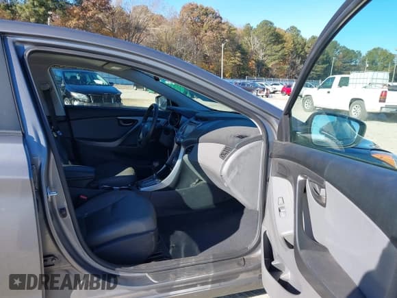 ✅ 2013 Hyundai Elantra GLS • VIN: 5NPDH4AEXDH259180 • Lot: 43648942. Listed on IAAI with 226,832 mi. Free auction sales archive from the USA and detailed vehicle history report at DreamBid. Image 5.