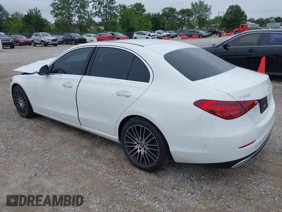 ✅ 2024 Mercedes-Benz C 300 • VIN: W1KAF4HB7RR206303 • Лот: 42759661. Опубликован ранее на IAAI с пробегом 15 594 миль. Бесплатный доступ к архиву аукционных продаж из США и подробный отчёт об истории автомобиля на DreamBid. Изображение 3.