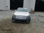 ✅ 2009 Infiniti G37 Journey • VIN: JNKCV61E19M307077 • Лот: 82697365. Опубликован ранее на Copart с пробегом 128 499 миль. Бесплатный доступ к архиву аукционных продаж из США и подробный отчёт об истории автомобиля на DreamBid. Изображение 14.