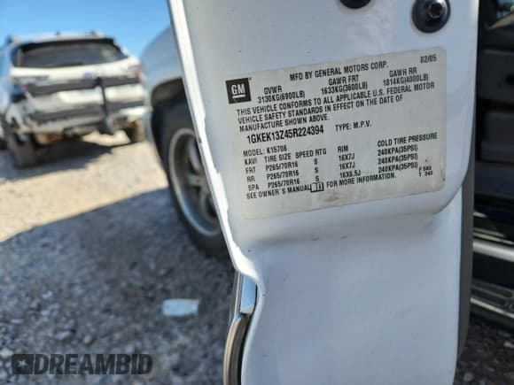 ✅ 2005 GMC Yukon SLT • VIN: 1GKEK13Z45R224394 • Lot: 84922975. Wystawiony na Copart z przebiegiem 204 171 mil. Bezpłatny archiwum sprzedaży aukcyjnych z USA i szczegółowy raport historii pojazdu na DreamBid. Zdjęcie 13.