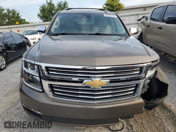 ✅ 2016 Chevrolet Suburban LTZ • VIN: 1GNSKJKC4GR259636 • Lot: 63255154. Wystawiony na Copart z przebiegiem 106 605 mil. Bezpłatny archiwum sprzedaży aukcyjnych z USA i szczegółowy raport historii pojazdu na DreamBid. Zdjęcie 5.
