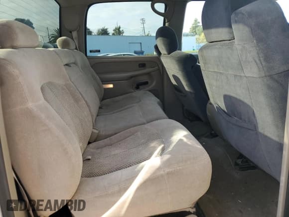 ✅ 2002 Chevrolet Silverado 2500HD LS • VIN: 1GCHK23142F177308 • Lot: 87055285. Listed on Copart with 368,858 mi. Free auction sales archive from the USA and detailed vehicle history report at DreamBid. Image 10.