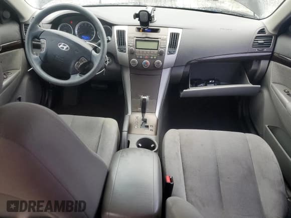 ✅ 2010 Hyundai Sonata GLS • VIN: 5NPET4AC8AH618300 • Лот: 82453724. Опубликован ранее на Copart с пробегом 186 401 миль. Бесплатный доступ к архиву аукционных продаж из США и подробный отчёт об истории автомобиля на DreamBid. Изображение 8.