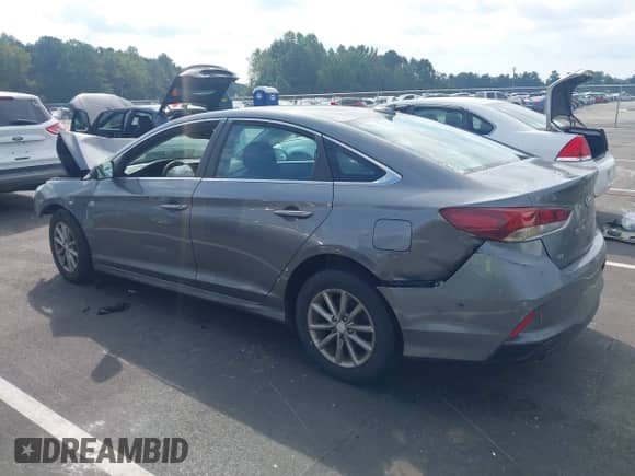 2018 Hyundai Sonata SE с VIN 5NPE24AFXJH723207, выставлен на аукционе IAAI как лот 43296720 с пробегом Не указан миль и . История ставок и продаж доступна на DreamBid. Изображение 3.