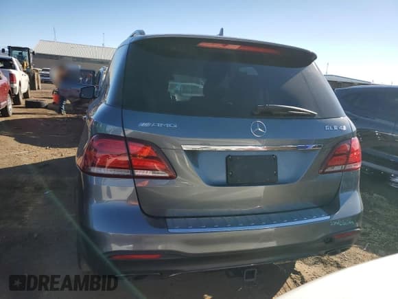 ✅ 2019 Mercedes-Benz GLE 43 AMG • VIN: 4JGDA6EB4KB187869 • Lot: 79894504. Listed on Copart with 43,329 mi. Free auction sales archive from the USA and detailed vehicle history report at DreamBid. Image 6.