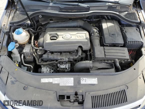 ✅ 2013 Volkswagen CC R-Line • VIN: WVWBP7AN0DE501387 • Lot: 89675465. Wystawiony na Copart z przebiegiem 97 101 mil. Bezpłatny archiwum sprzedaży aukcyjnych z USA i szczegółowy raport historii pojazdu na DreamBid. Zdjęcie 11.