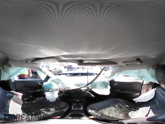 ✅ 2019 Jeep Compass Latitude • VIN: 3C4NJCBB4KT667615 • Lot: 42154977. Listed on IAAI with 63,653 mi. Free auction sales archive from the USA and detailed vehicle history report at DreamBid. Image 17.