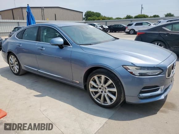 ✅ 2017 Volvo S90 Inscription • VIN: YV1A22MLXH1006290 • Lot: 69413145. Listed on Copart with 107,744 mi. Free auction sales archive from the USA and detailed vehicle history report at DreamBid. Image 4.