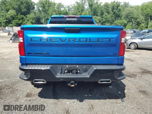 ✅ 2022 Chevrolet Silverado 1500 LT Trail Boss • VIN: 3GCUDFETXNG581439 • Lot: 61172525. Wystawiony na Copart z przebiegiem 56 687 mil. Bezpłatny archiwum sprzedaży aukcyjnych z USA i szczegółowy raport historii pojazdu na DreamBid. Zdjęcie 6.