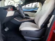 ✅ 2025 Tesla Model X • VIN: 7SAXCBE51SF471989 • Lot: 85720485. Wystawiony na Copart z przebiegiem 2 141 mil. Bezpłatny archiwum sprzedaży aukcyjnych z USA i szczegółowy raport historii pojazdu na DreamBid. Zdjęcie 7.