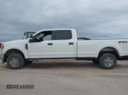 ✅ 2019 Ford F-250 XL • VIN: 1FT7W2B61KEF79726 • Lot: 43806062. Listed on IAAI with 228,653 mi. Free auction sales archive from the USA and detailed vehicle history report at DreamBid. Image 14.