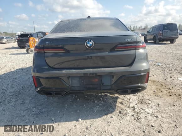 ✅ 2023 BMW 7 Series 760i xDrive • VIN: WBA33EJ09PCM54270 • Лот: 56201195. Опубликован ранее на Copart с пробегом 39 708 миль. Бесплатный доступ к архиву аукционных продаж из США и подробный отчёт об истории автомобиля на DreamBid. Изображение 6.
